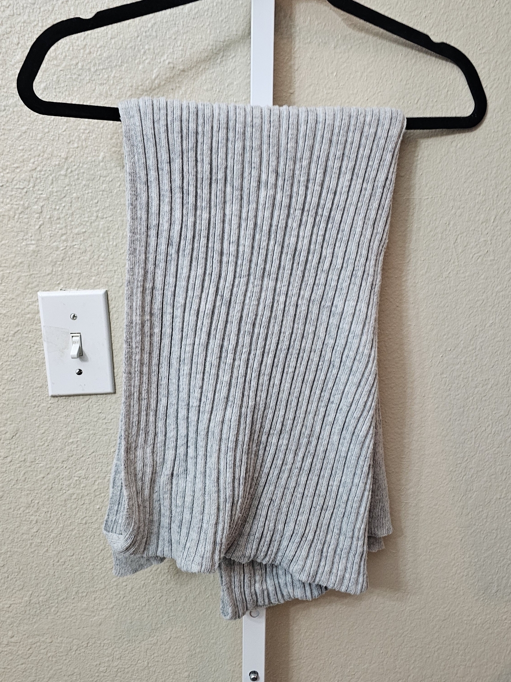 Liz Claiborne Light Gray Ribbed Maxi Skirt Onesize